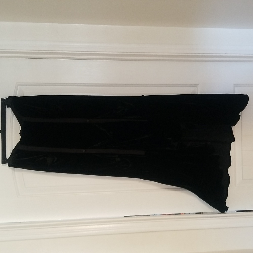 KILN adjustable strap skirt in Black